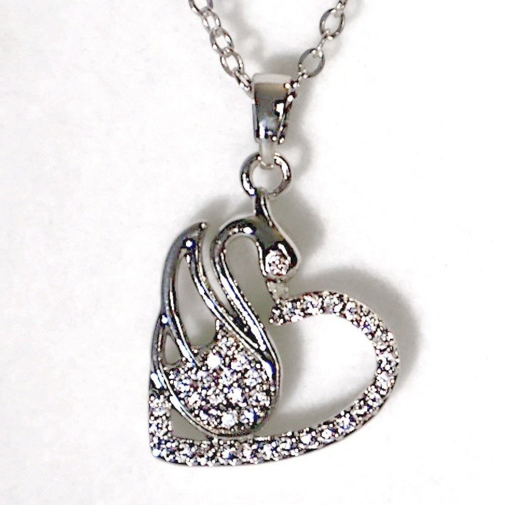 Swarovski Crystal Swan Heart Pendant Necklace Silver plated New